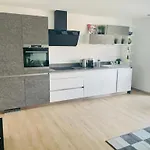 Cozy 1 Bedroom Flat With Private Terrace