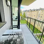 Cozy 1 Bedroom Flat With Private Terrace